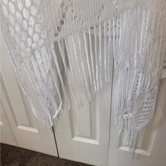 White Fringe Open Knit Lace Shawl Vest No Size See pics for measurements Boho - Picture 5 of 11